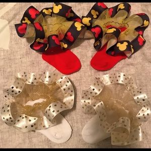 Newborn and toddler ruffle socks